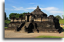 Główna świątynia Sambisari::Hinduistyczna świątynia Sambisari, Jawa Indonezja::