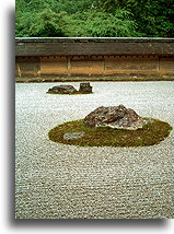 Rock Garden in Ryoan-ji #2::Ryoan-ji Temple, Kyoto, Japan::