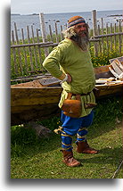Wiking::Wikingowie używali osadę L'Anse aux Meadows jako bazę do eksploracji::
