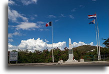 Obelisk graniczny #1::Saint Martin, Karaiby::