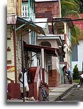 Ulica w Soufriere::St. Lucia, Karaiby::