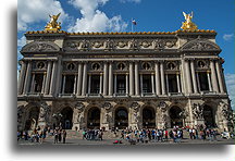 Fasada główna::Opera Garnier, Paryż, Francja::