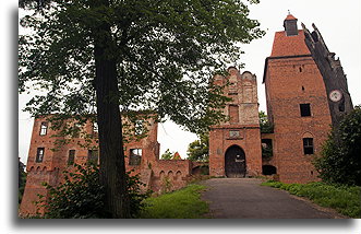 Szymbark Castle::Szymbark, Poland::