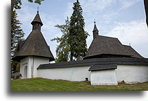 Mur cmentarza::Kościół Wszystkich Świętych w Twardoszynie, Słowacja::