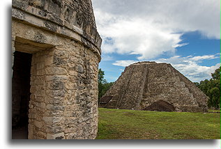 Kukulcan Pyramid::Mayapán, Yucatán, Mexico::