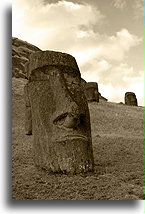 Moai, kamienne posągi