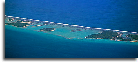 Obrzeże rafy koralowej::Rangiroa, Tuamotu, Polinezja Francuska::