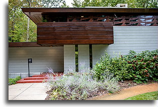 House Entrance::Crystal Bridges Museum, AR, USA::
