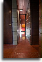 Narrow Corridor::Crystal Bridges Museum, AR, USA::