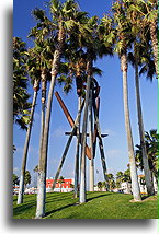 Rzeźba w Venice Beach #1::Venice Beach, Kalifornia, Stany Zjednoczone::
