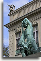Elms' Bronze Sculpture #2::Newport, Rhode Island, United States::