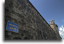 Wieża strażnicza::Zakład Penitencjarny Zachodniej Wirginii, Zachodnia Wirginia, USA::