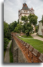 Biała wieża::Zamek Hradec, Czechy::