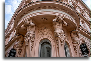 Sculptures holding the building::Olomouc, Czechia::