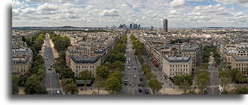 Dzielnica La Défense widziana ze szczytu łuku::Łuk Triumfalny, Paryż, Francja::