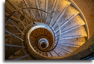 Spiralne schody w willi Medyceuszy::Rzym, Włochy::
