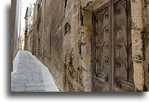 Stare drzwi::Mdina, Malta::