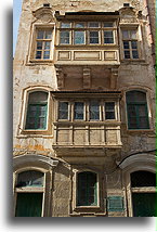 Dwa balkony::Valletta, Malta::