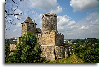 Średniowieczna fortyfikacja #1::Zamek w Będzinie, Polska::