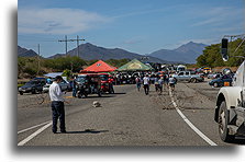 Blokada drogowa::Tehuantepec, Oaxaca, Meksyk::