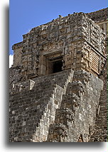 Wejście do świątyni::Uxmal, Jukatan, Meksyk::