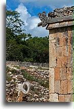 Kamienny pierścień::Uxmal, Jukatan, Meksyk::