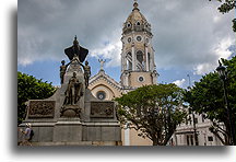 Plaza Bolívar::Casco Viejo, Panama::