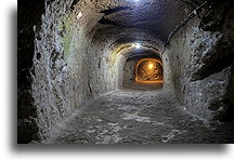 Szeroki tunel::Podziemne miasto Derinkuyu, Kapadocja, Turcja::