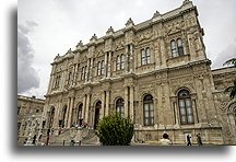 Palace Side View::Dolmabahçe Palace, Istanbul, Turkey::