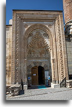 Portal mukarnas::Meczet Esrefoglu, Turcja::