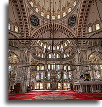 Wnętrze meczetu Fatih #1::Meczet Fatih, Stambuł, Turcja::