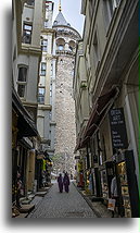 Ulice w pobliżu Galata #1::Wieża Galata, Stambuł, Turcja::
