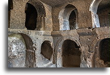 Kamienne krużganki::Katedra Selime, Kapadocja, Turcja::