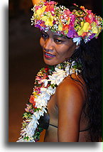 Wianek z kwiatów::Moorea, Wyspy Towarzystwa, Polinezja Francuska::