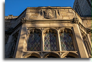 Okna ze szkła ołowiowego::Uniwersytet Yale, Connecticut, USA::