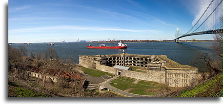 Fort nad cieśniną Narrows::Nowy Jork, Stany Zjednoczone::