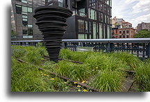 Windy, spinning sculpture::New York City, USA::